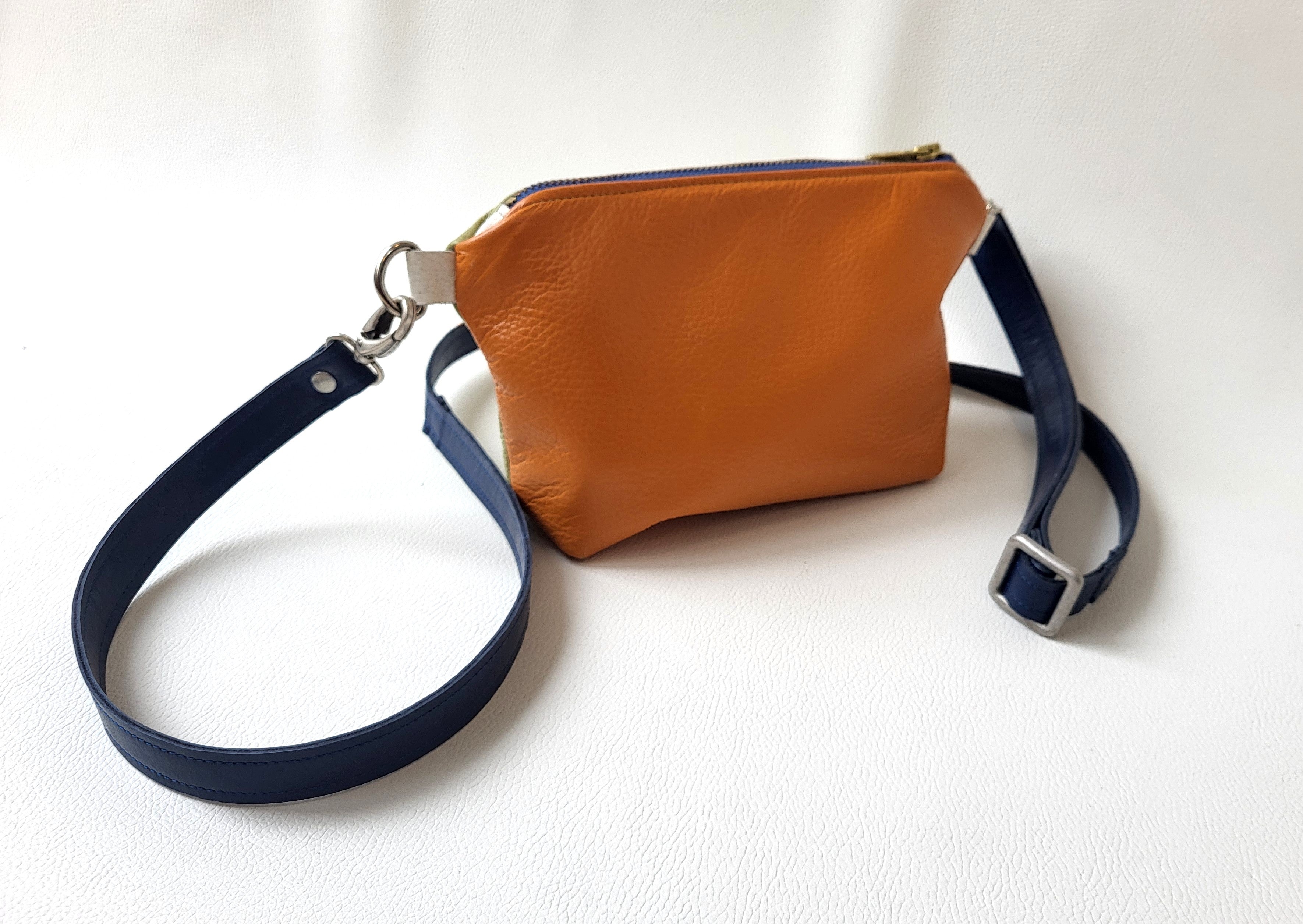 Crossbody leather bag