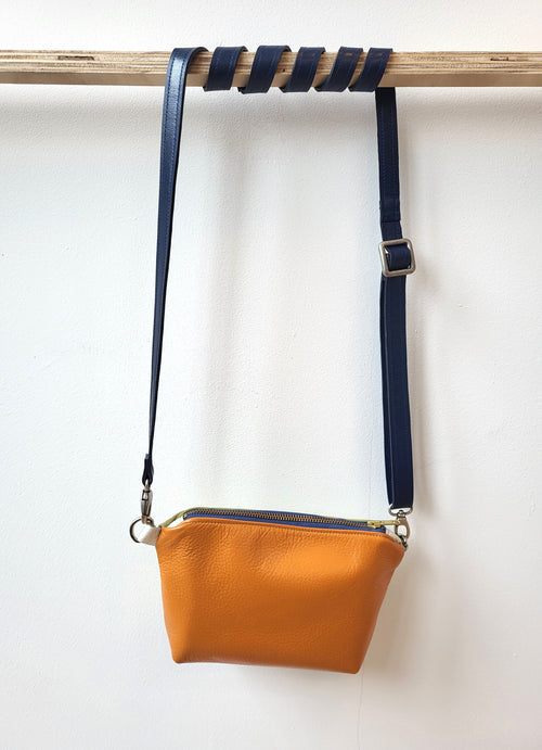 Phone pouch double face