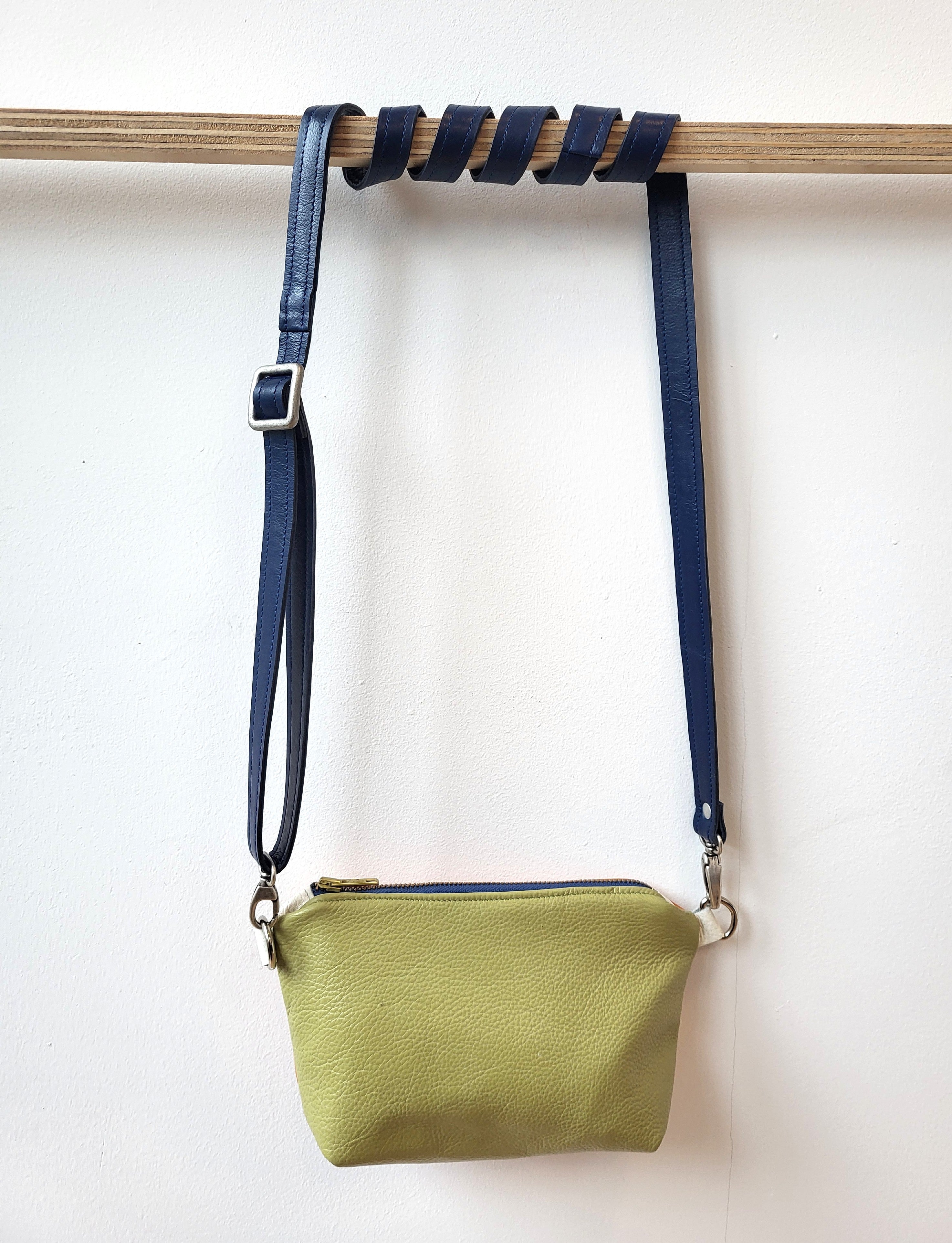 Phone pouch double face