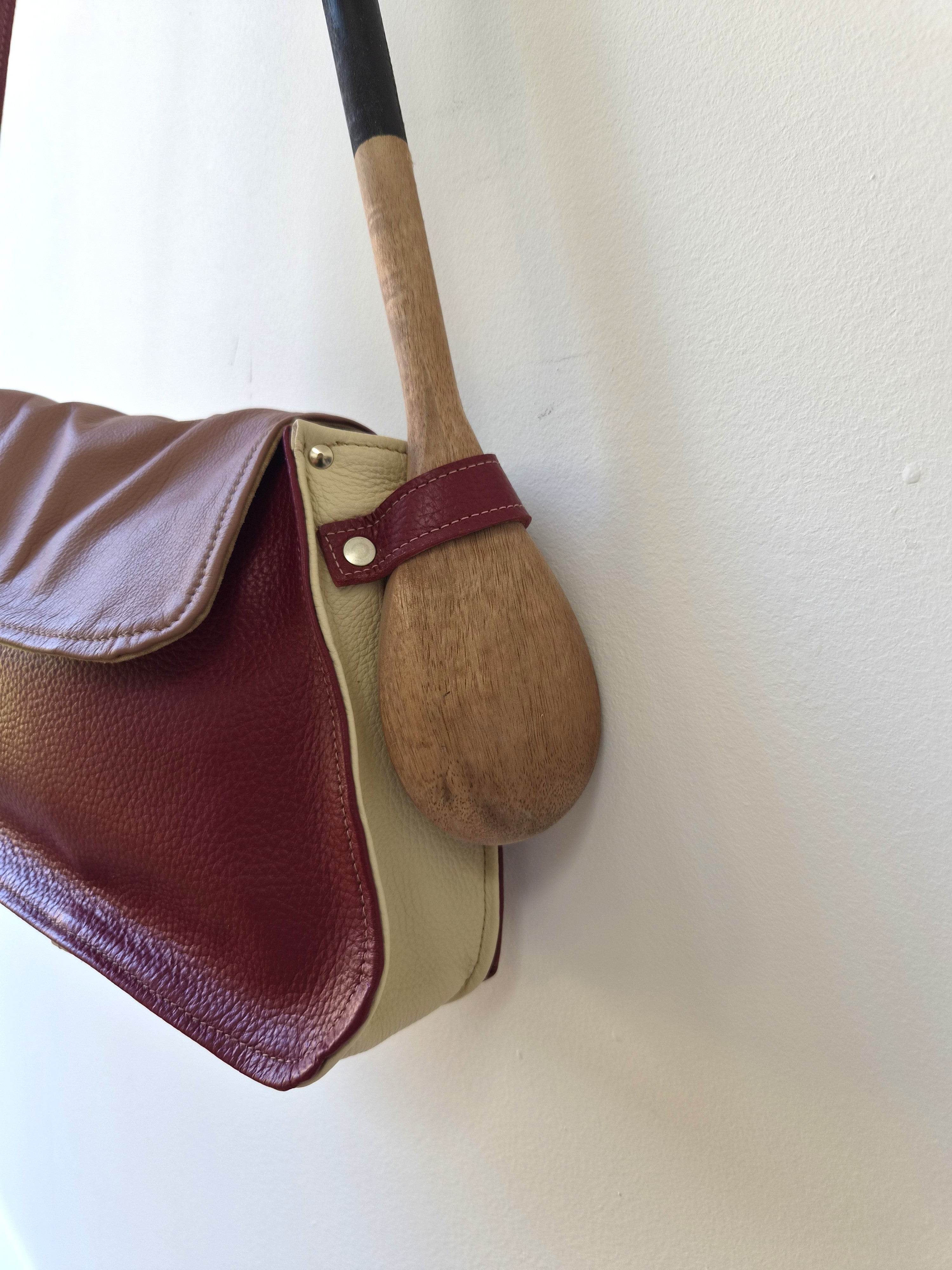 Shoulder baguette bag