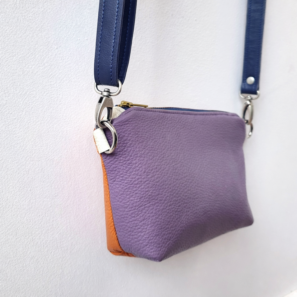 Crossbody leather bag