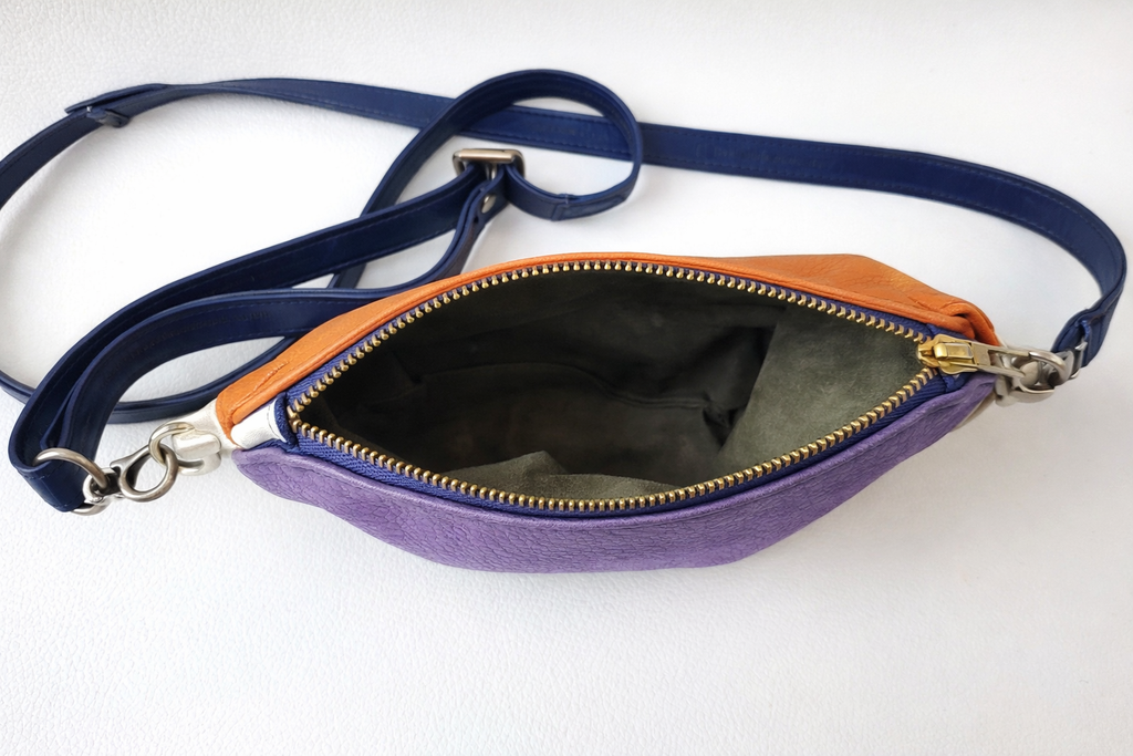 Crossbody leather bag