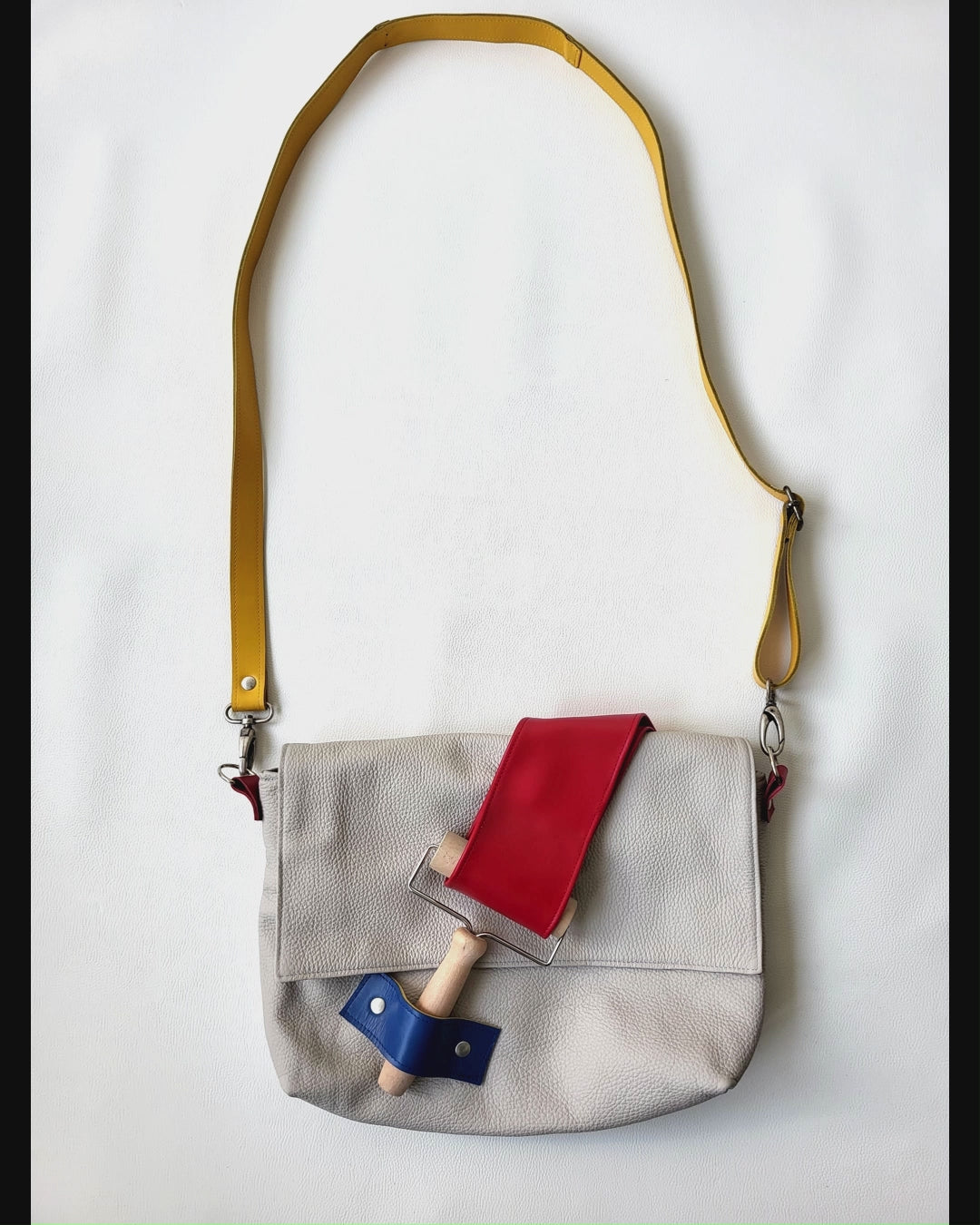Crossbody leather bag